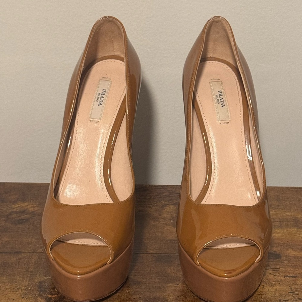 Prada Women's Brown Peep-Toe Platform Heels 39 1/2
